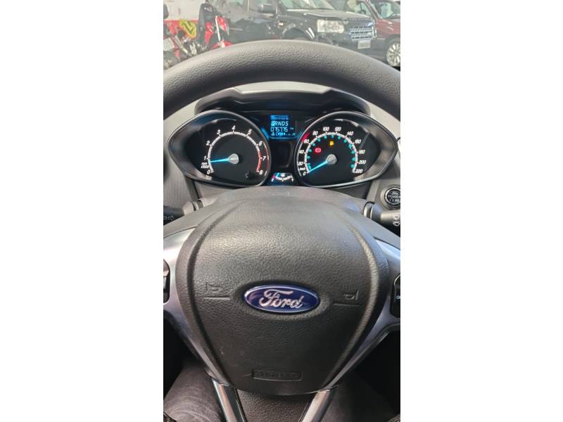 FORD - FIESTA - 2017/2017 - Branca - Sob Consulta