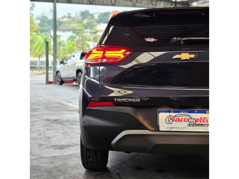 CHEVROLET - TRACKER - 2023/2024 - Preta - Sob Consulta