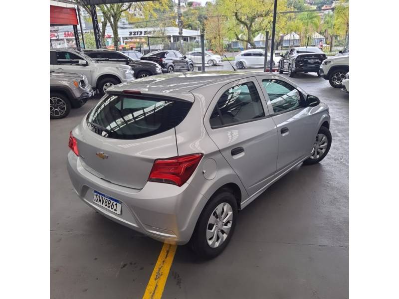 CHEVROLET - ONIX - 2019/2020 - Prata - Sob Consulta