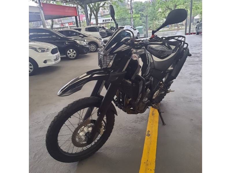 YAMAHA - XT - 2015/2015 - Preta - Sob Consulta