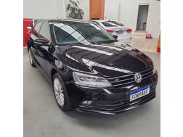 VOLKSWAGEN - JETTA - 2016/2016 - Preta - Sob Consulta