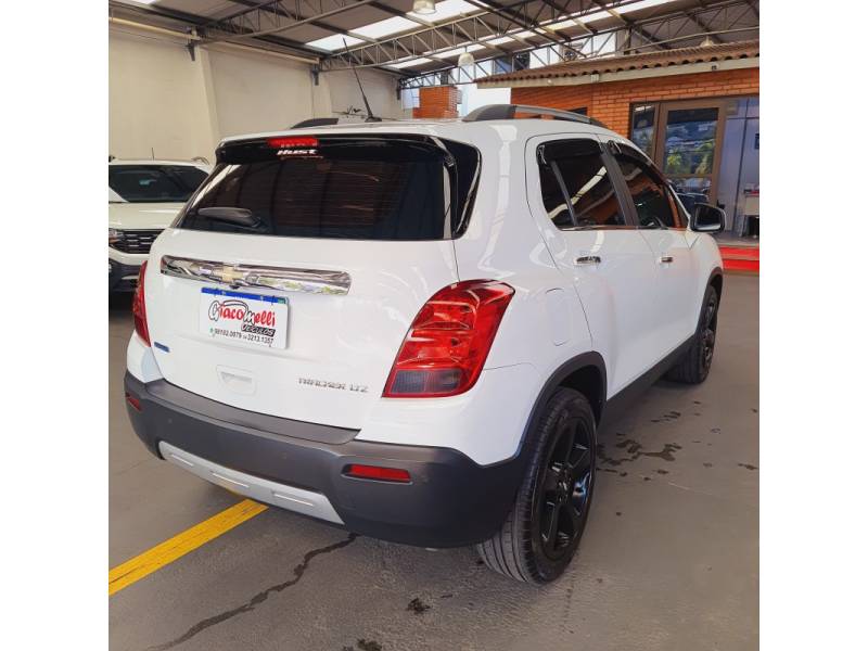 CHEVROLET - TRACKER - 2015/2015 - Branca - Sob Consulta