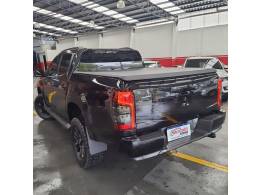 MITSUBISHI - L200 - 2022/2022 - Preta - Sob Consulta
