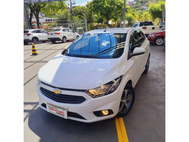 CHEVROLET - ONIX - 2018/2019 - Branca - Sob Consulta