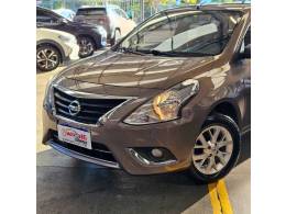 NISSAN - VERSA - 2020/2020 - Dourada - Sob Consulta