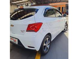 CHEVROLET - ONIX - 2018/2019 - Branca - Sob Consulta