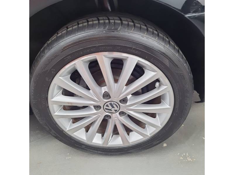 VOLKSWAGEN - JETTA - 2016/2016 - Preta - Sob Consulta