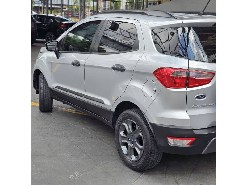 FORD - ECOSPORT - 2019/2019 - Prata - Sob Consulta