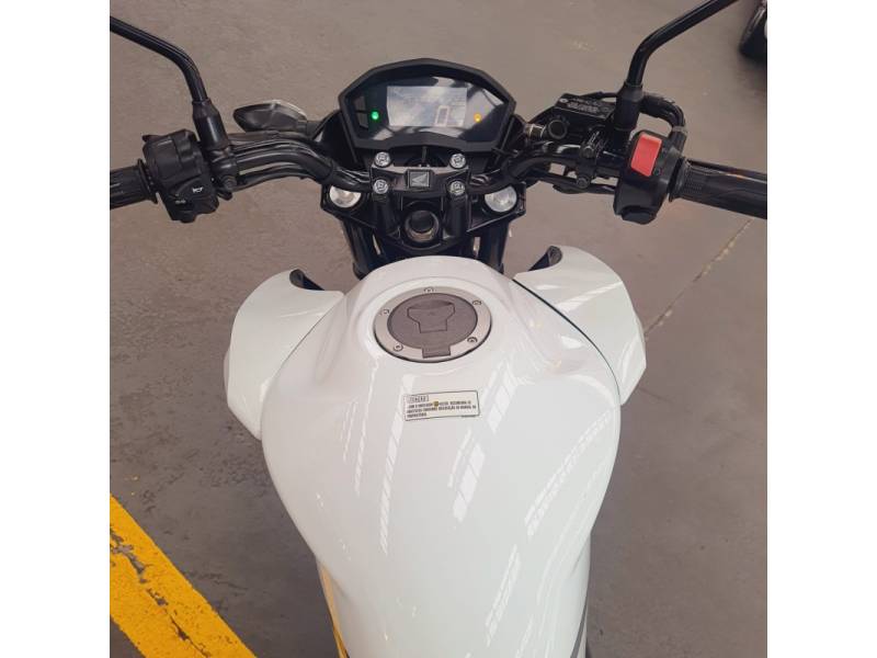 HONDA - CBX 250 TWISTER - 2017/2017 - Branca - Sob Consulta