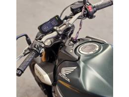 HONDA - CB 650R - 2023/2023 - Verde - Sob Consulta