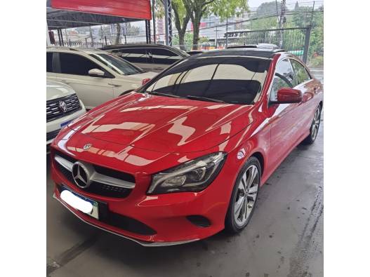 MERCEDES-BENZ - CLA 200 - 2018/2018 - Vermelha - Sob Consulta