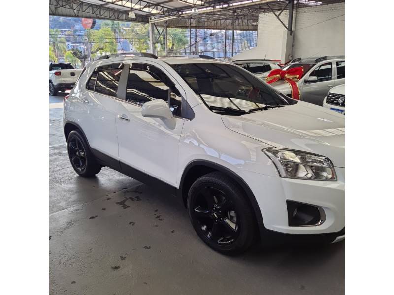 CHEVROLET - TRACKER - 2015/2015 - Branca - Sob Consulta