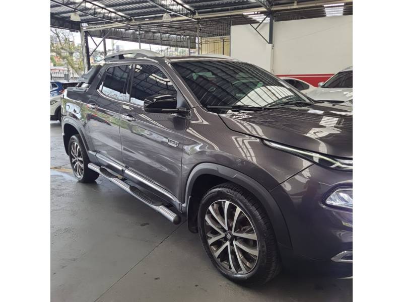 FIAT - TORO - 2021/2022 - Cinza - Sob Consulta